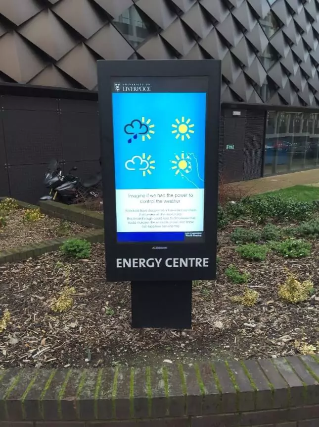 Armoire outdoor environnementale d'Armagard à l'université de Liverpool.