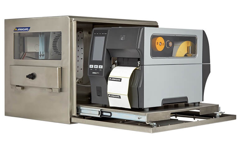 Une armoire étanche pour imprimantes à codes-barres industrielles Zebra avec une imprimante ZT411 installée