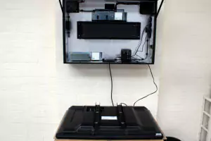 Monitor Monitor