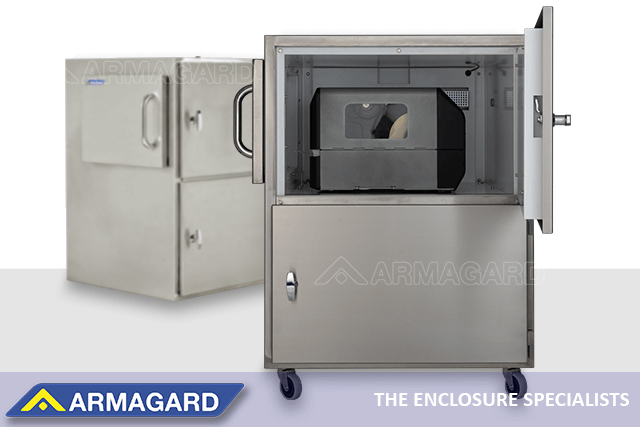 Un boîtier chauffé permet d’utiliser une imprimante industrielle SATO jusqu’à -30 °C Imprimante industrielle SATO dans un boîtier chauffé en acier inoxydable