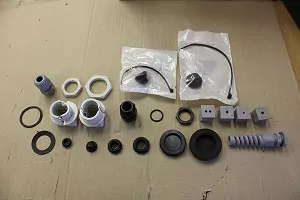 Comment faire passer des câbles dans un boîtier d'ordinateur industriel